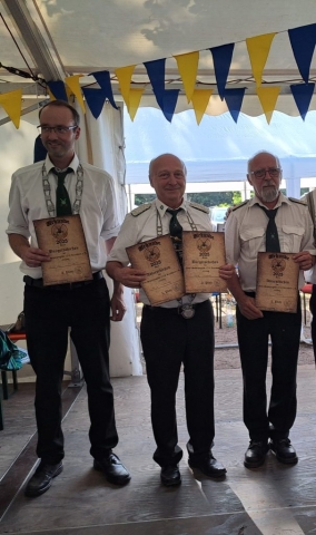 Adlerkönig Frank und 2. Peter und Frank 2. auf Bürgerscheibe